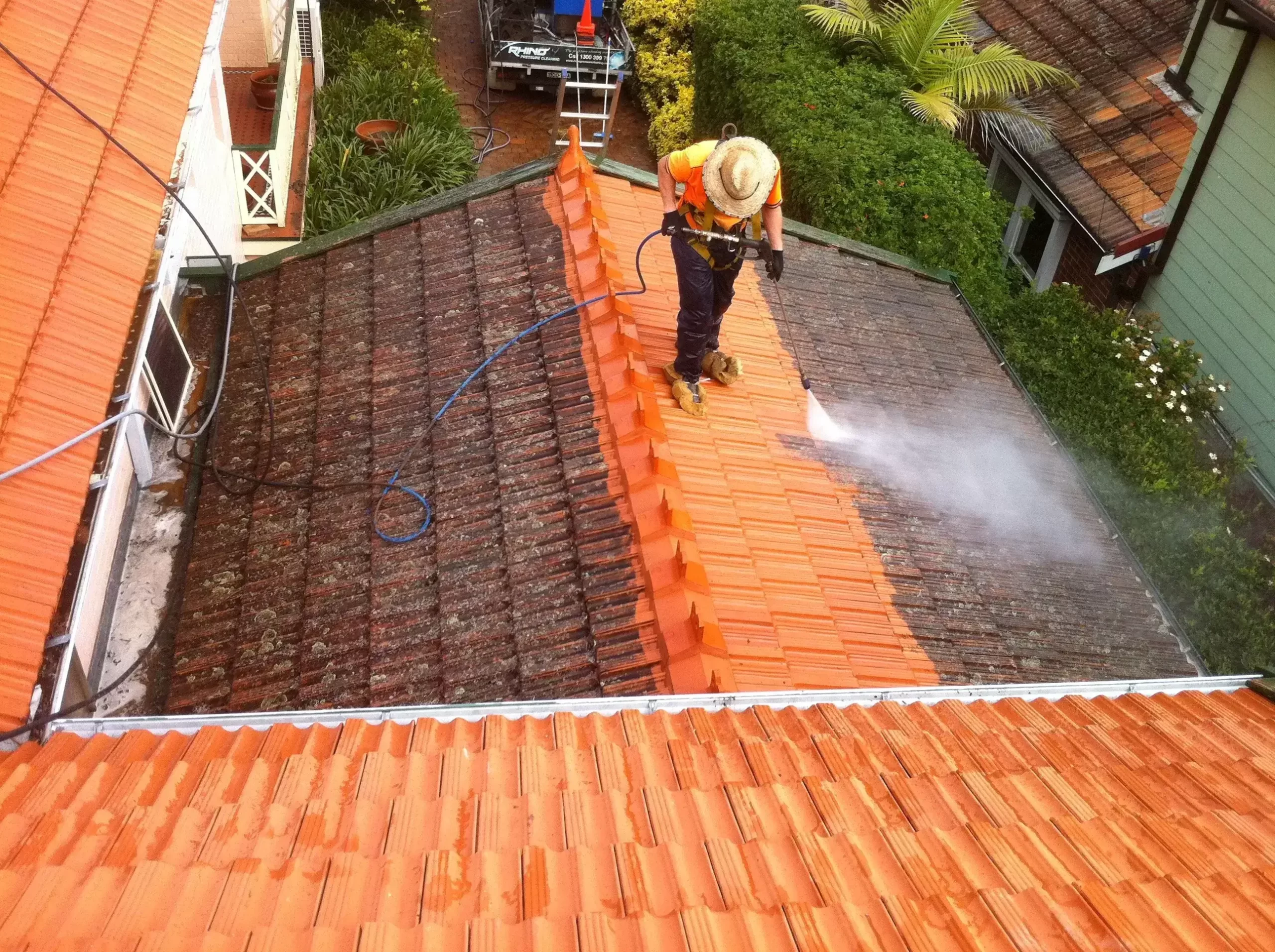 Power washing Roof