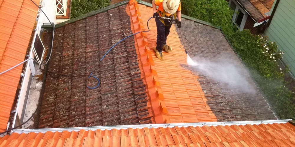 Power washing Roof